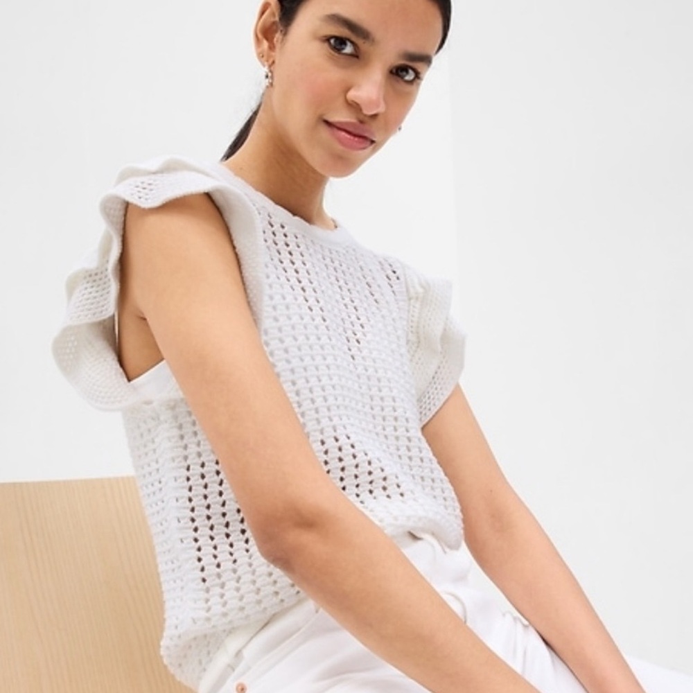 GAP White Crochet Ruffle Knit Top